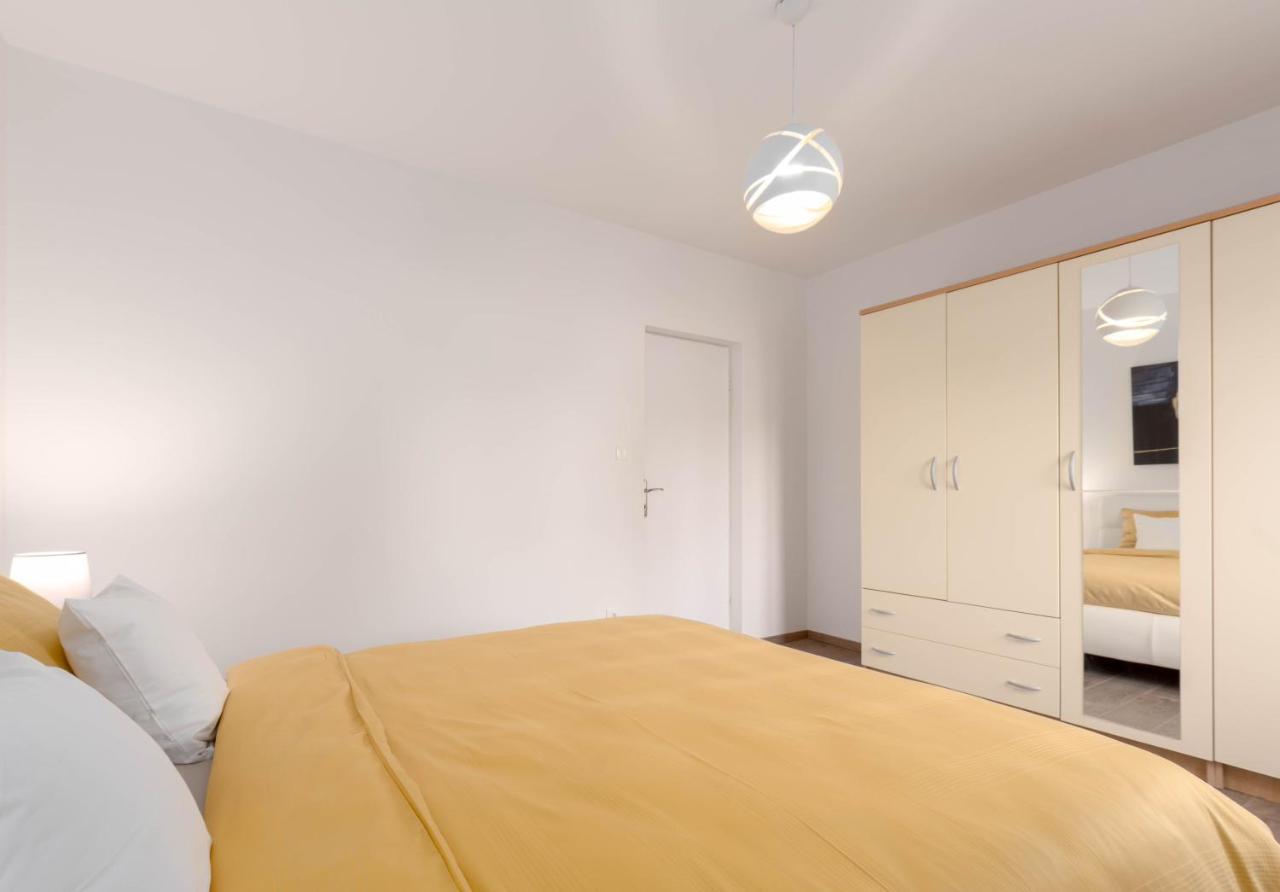 Newly Renovated Holiday Apartment Sirius Poreč Zewnętrze zdjęcie